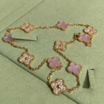 CLOVER 10 MOTIFS DIAMOND PINK MOP NECKLACE - Image 4