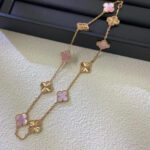 CLOVER 10 MOTIFS LASER PINK MOP NECKLACE - Image 4