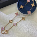 CLOVER 10 MOTIFS LASER PINK MOP NECKLACE - Image 3