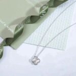 CLOVER 15MM DIAMOND LASER NECKLACE SILVER - Image 2