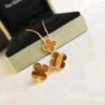 CLOVER MEDIUM 1 MOTIFS TIGER EYE EARRINGS - Image 6