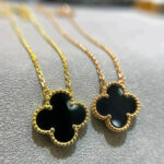 CLOVER 15MM BLACK ONYX SINGLE FLOWER NECKLACE - Image 9