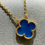 CLOVER 15MM BLUE AGATE NECKLACE - Image 4