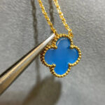 CLOVER 15MM BLUE AGATE NECKLACE - Image 5