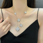 CLOVER 5 MOTIFS SILVER DIAMONDS NECKLACE - Image 9