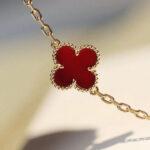 CLOVER 20 MOTIFS CARNELIAN NECKLACE - Image 5