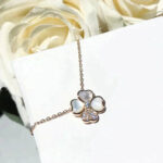 CLOVER MOP DIAMOND ROSE GOLD NECKLACE - Image 5