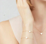 CLOVER MINI 9.5MM WHITE MOTHER-OF-PEARL NECKLACE - Image 4