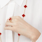 CLOVER CARNELIAN RING ROSE GOLD DIAMOND - Image 3