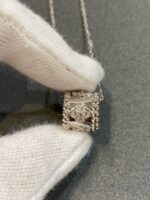 PERLEE PEDANT SIVLER DIAMOND NECKLACE - Image 4