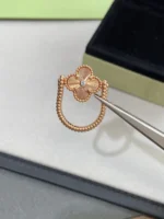 CLOVER RIVERSIBLE ROSE GOLD RING - Image 6
