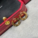 LOVE MINI EARRINGS - Gold