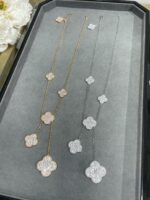 CLOVER 6 MOTIF DIAMOND PAVED NECKLACE - Image 6