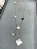 CLOVER 6 MOTIF MOP ONYX GOLD NECKLACE - Image 5