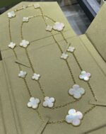 CLOVER 16 MOTIF WHITE MOP GOLD NECKLACE - Image 3