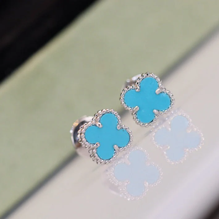 13341724162779142_f329781e-2aac-42ec-8eed-9278be2e4d87 CLOVER MINI TURQUOISE SILVER STUD EARRINGS - Image 1