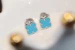 CLOVER MINI TURQUOISE SILVER STUD EARRINGS - Image 3