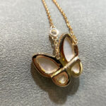 BUTTERFLY MOP DIAMOND NECKLACE - Image 6