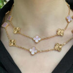 CLOVER 20 MOTIFS LASER PINK MOP NECKLACE - Image 6