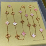 CLOVER 20 MOTIFS LASER PINK MOP NECKLACE - Image 2
