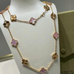 CLOVER 20 MOTIFS LASER PINK MOP NECKLACE - Image 5