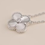 CLOVER 15MM DIAMOND LASER NECKLACE SILVER - Image 5