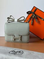 Her.mès Bag | Constance 18 Gris Neve Matte - Image 4