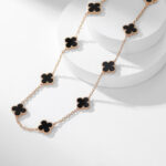 CLOVER 10 MOTIFS ONYX NECKLACE - Image 6