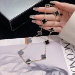 CLOVER 10 MOTIFS ONYX NECKLACE - Image 8