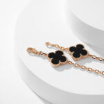 CLOVER 10 MOTIFS ONYX NECKLACE - Image 12