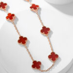 CLOVER 10 MOTIFS CARNELIAN NECKLACE - Image 7
