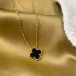 CLOVER 15MM BLACK ONYX SINGLE FLOWER NECKLACE - Image 2