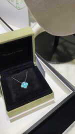 CLOVER 15MM DIAMOND SVRES PORCELAIN NECKLACE SILVER - Image 4