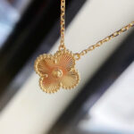 CLOVER 15MM LASER NECKLACE - Image 3