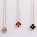 CLOVER 15MM DIAMOND CARNELIAN NECKLACE - Image 6