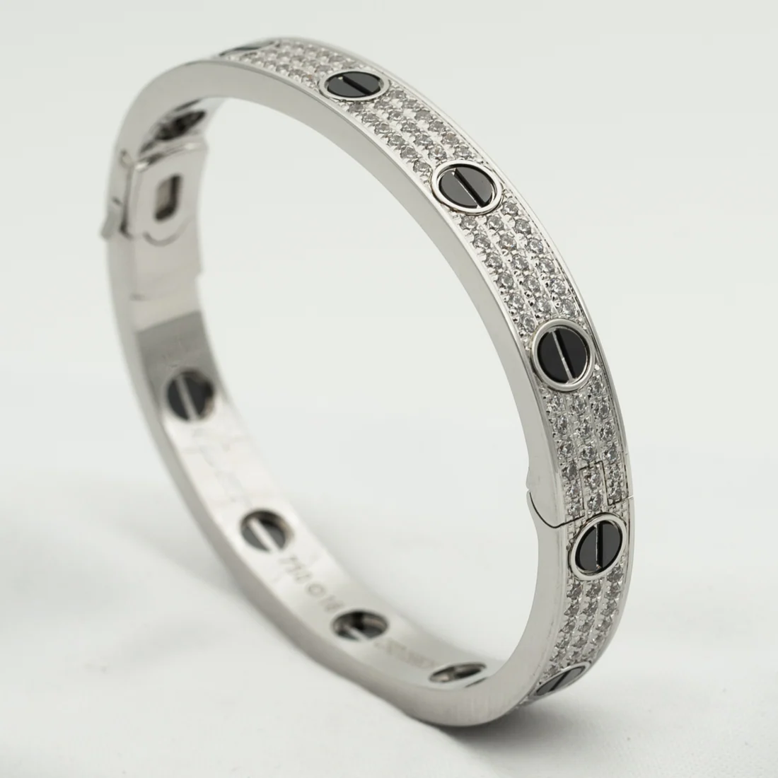 Thi_tk_ch_acoten_35_0a8e5d55-f1d5-4fab-beb1-b574cdab492a LOVE BRACELET 6.1MM DIAMOND-PAVED CERAMIC - Image 1