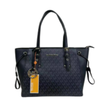 Mic.hael Kors | Signature Voyager Leather Black