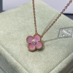 CLOVER 15MM DIAMOND PINK MOP NECKLACE - Image 8
