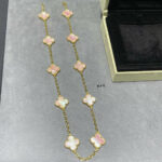 CLOVER 10 MOTIFS PINK MOP NECKLACE - Image 2