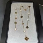 DETACHABLE CLOVER 15(11+4) FLOWER ROSE GOLD NECKLACE SET - Image 10