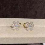 FRIVOLE GOLD FLOWER DIAMOND EARRINGS - Image 5