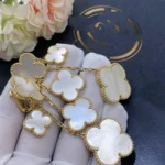 CLOVER EARRINGS WHITE MOP 4 MOTIFS GOLD - Image 5