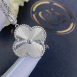 CLOVER 25MM SILVER BIG CLOVER NECKLACE - Image 4