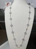 CLOVER 20 MOTIFS DIAMOND SILVER - Image 3