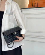 FLAP BAG 25CM SILVER HARDWARE BLACK LAMBSKIN - Image 10