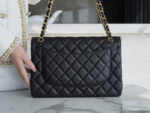 FLAP BAG JUMBO 30CM GOLD HARDWARE BLACK CAVIAR - Image 4