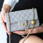 FLAP BAG 20CM GREY LAMBSKIN GOLD HARDWARE - Image 10