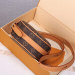 LV Boite Chapeau Souple PM Bag - Image 4