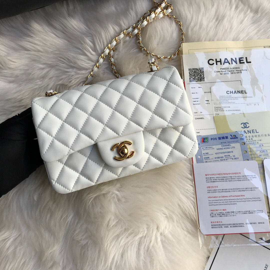 20200107_i1578374895_4109_1_jpg CC MINI 20 BAG IN WHITE CALFSKIN GOLD HARDWARE - Image 1