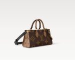 LV ONTHEGO EAST WEST CHAIN handbag - Image 3